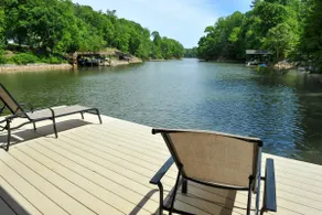 Private Hot Tub! Getaway on Smith Mountain Lake - Image 2