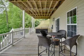Private Hot Tub! Getaway on Smith Mountain Lake - Image 4