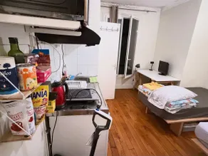 Studio with bathroom and toilet 13eme - Image 2