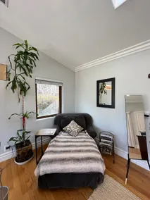 Cozy Suite+Pool by Santana Row, Silicon Valley Gem - Image 5