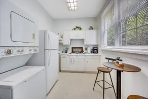 The Orchid Nook | Comfortable Studio Apartment - Image 5