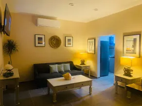 Ruta1 La Paz House with 4 bedrooms, 4 minutes to the airport - Image 4