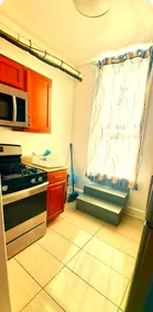 Baltimore Hideaway + Private Patio + 1pm checkout - Image 3