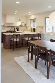 Stylish Mid-Century Home | 2 miles from beach - Image 3