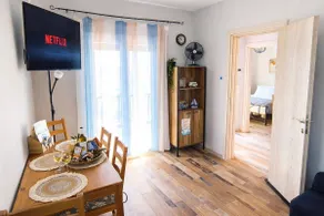 Sea La Vie | Peaceful Family House with BBQ Garden - Image 4