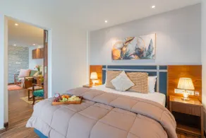 Moana by Merakey Homes | Luxurious Jacuzzi Suite - Image 2