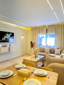 Designer 2-Bedroom Apartment, Swimming Pool, Netflix, Fiber Internet - Image 2