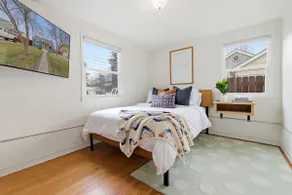 Cozy, stylish Bungalow in Downtown Prineville - Image 3