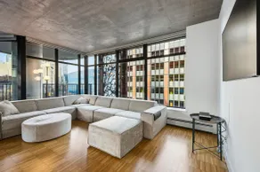 Steps to Gastown • 2BR Woodwards Condo • Parking - Image 2
