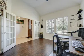 Luxury 5BR Retreat w/ Office, Wine Bar, Gym + Barn - Image 5