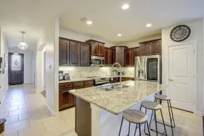 Luxury 5BR Retreat w/ Office, Wine Bar, Gym + Barn - Image 4