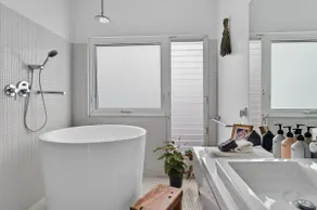 Montez House | Central Retro-Modern Pool Retreat - Image 5