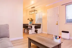 A Homely Apartment Near Monterey - Image 4