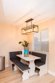 A Homely Apartment Near Monterey - Image 3