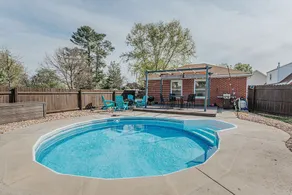 Millhouse: Private Pool + Dog Friendly Fenced Yard - Image 5