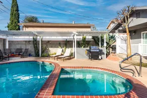 Luxury 5BR home |pool spa & games near universal - Image 4