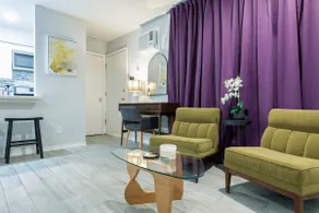 Montrose Clever Studio! | Medical Center 17! - Image 3