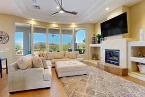 Beautiful 4BR | Mountainview | Pool | Patio - Image 3