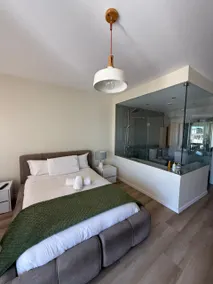 Modern Sea View Apartment in the Heart of Maputo - Image 2