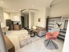 Modern Pool-Access Apartment - Image 5