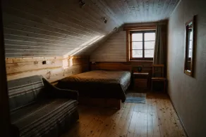 Wooden cabin with sauna - Image 3