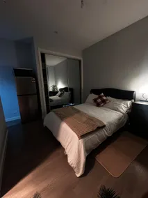 Private Self-Contained Studio with Own Entrance - Image 3