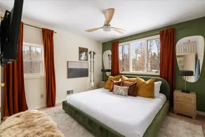 Storyland Escape Sleeps 12-Hot Tub+Games+Kids+Pets - Image 5