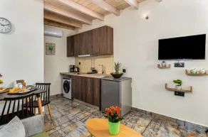 Klodian Suites - Image 4