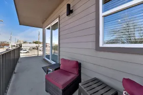 New 1BR at Heart of Oaklawn | EV Charger - Image 4