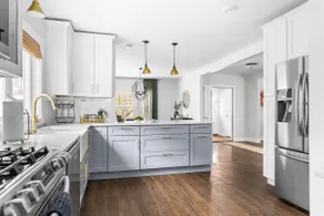 Large home, Sleeps12, Firepit, near Downtown/SU - Image 4