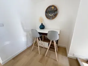 Tarbes city center: fiber, desk, self check-in - Image 2