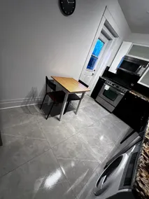 king bed apartment - Image 3