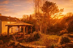 poolside cottage - Image 2