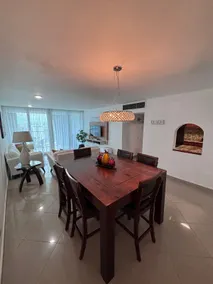 Isla Verde Beachfront Retreat with parking - Image 3