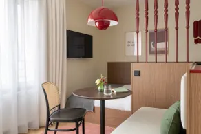 Modern Studio with full kitchen in Western Munich - Image 2