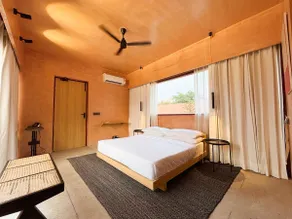 Apricot Garden Courtyard • Earthen • Entire Home - Image 3
