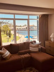 Elegant Waterfront Retreat Harbour & River Views - Image 2