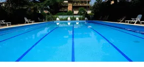 Bright Apartment with a View, Pool and Parking - Image 4
