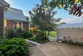 Patio Oasis! Charming 'ivy Cottage' in Tennessee - Image 2