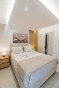 varkiza luxury 2BD apartment - Image 3