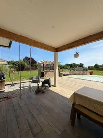 Large family home - Image 2