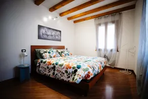 Apartment in the historic center - Image 2