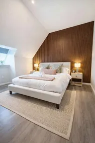 King Suite | Steps to Wooster Square & Yale - Image 2