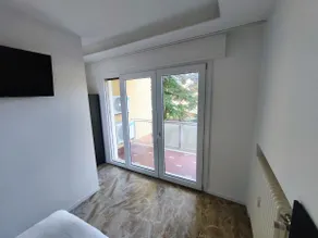 Graceful apt., a short walk from the city center - Image 5