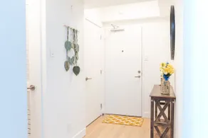 MTL lux Condo - Image 3