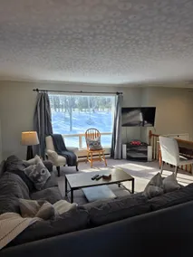 Work or Play - A Cozy Place to Stay - Free Parking - Image 2