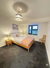 Elegant 1-Bedroom Balcony Flat With Free Parking - Image 2
