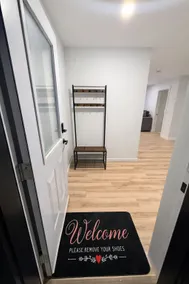 Private 1BR Suite with Kitchen, Laundry, Parking & 1 Gigabit Internet - Image 5