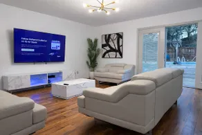 6 King beds - Swimming pool - Pool table - Central - Image 2