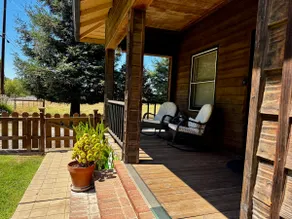 Lodi Wine Cottage | Private Sauna + Orchard Stay - Image 3